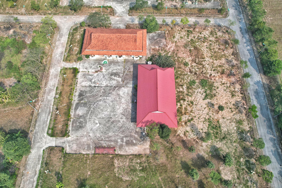 Tháng 4/2016, nhà máy được đưa vào hoạt động chính thức. Dự án có công suất giai đoạn I đạt 300 tấn/ngày đêm. 