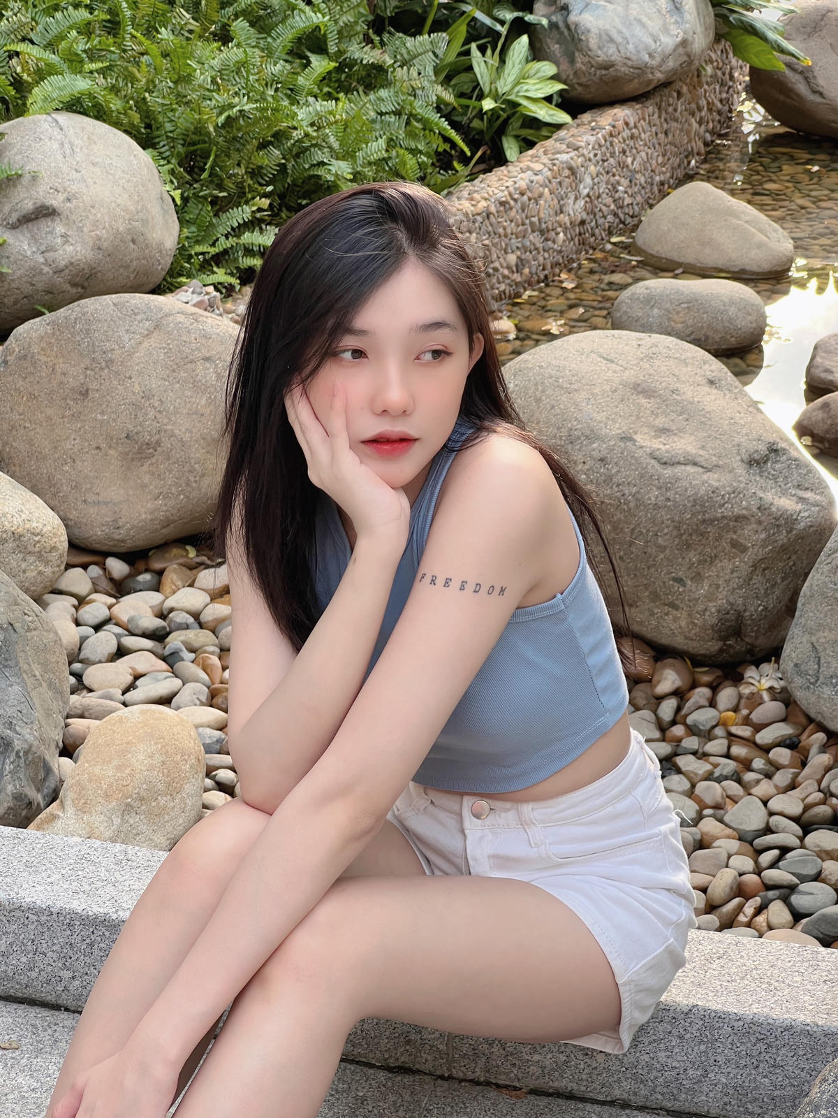 Chương trình thực tế về hẹn hò gây tò mò vì cái tên 'táo bạo'?