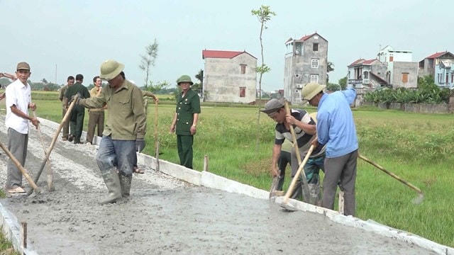 Hoạt động giám sát cộng đồng tại tỉnh Bắc Ninh đã góp phần nâng cao chất lượng các công trình. Ảnh: Lê Loan.