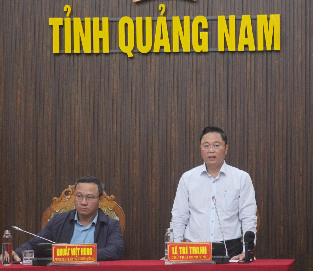 Ông Lê Trí Thanh, Chủ tịch UBND tỉnh Quảng Nam phát biểu tại buổi làm việc.