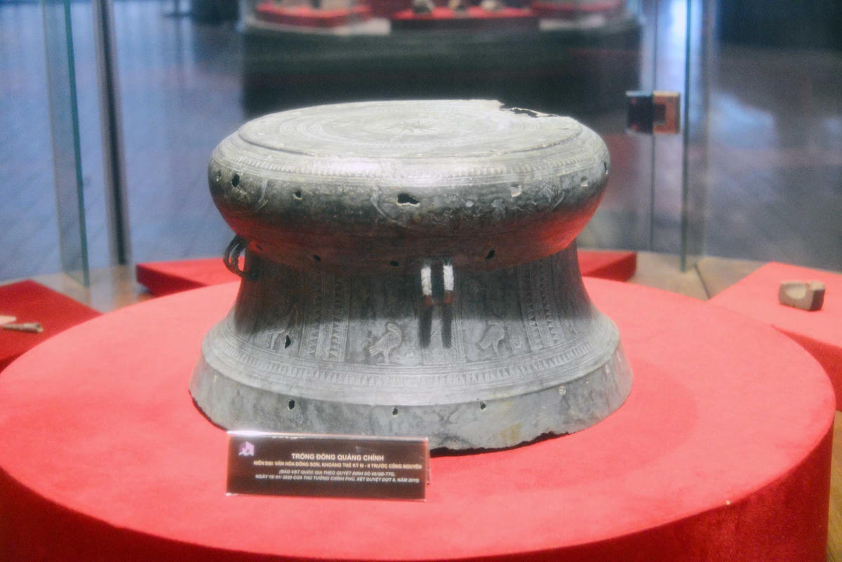 Trống đồng Quảng Chính.