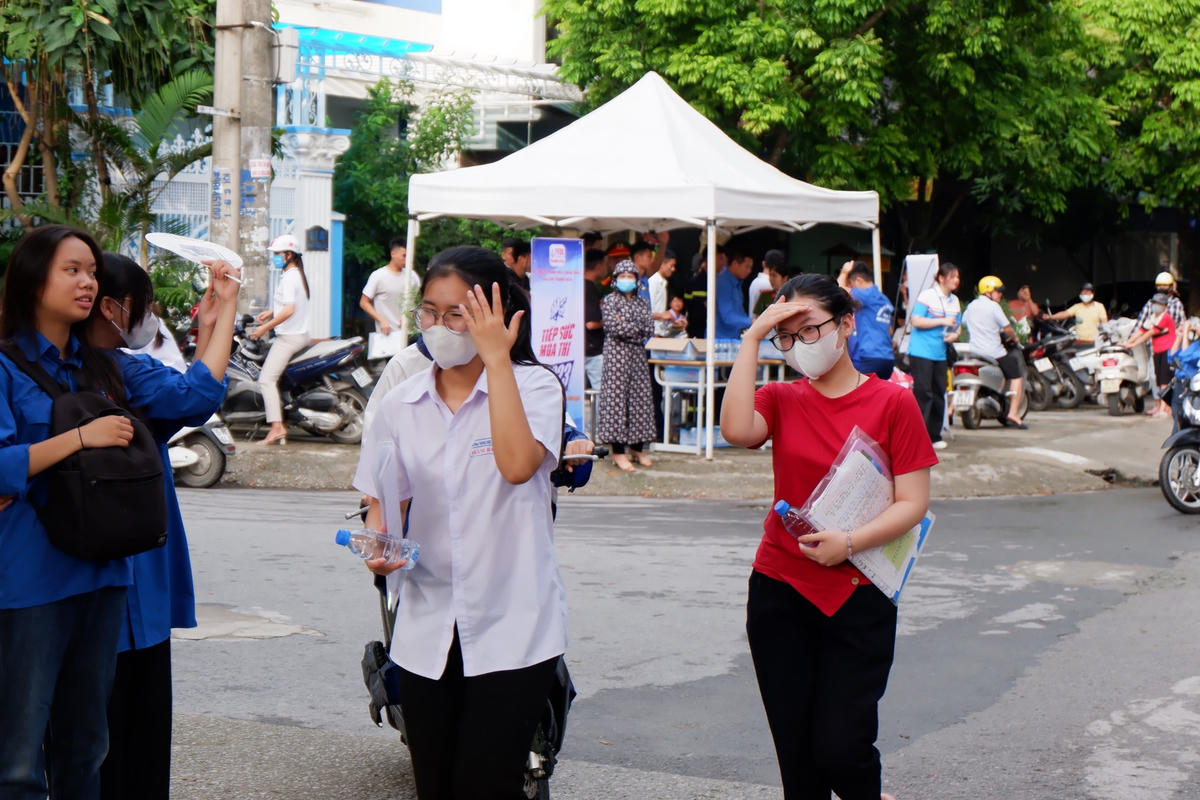 Có 36.049/36.164 thí sinh tại Thanh Hóa dự thi vào buổi sáng.