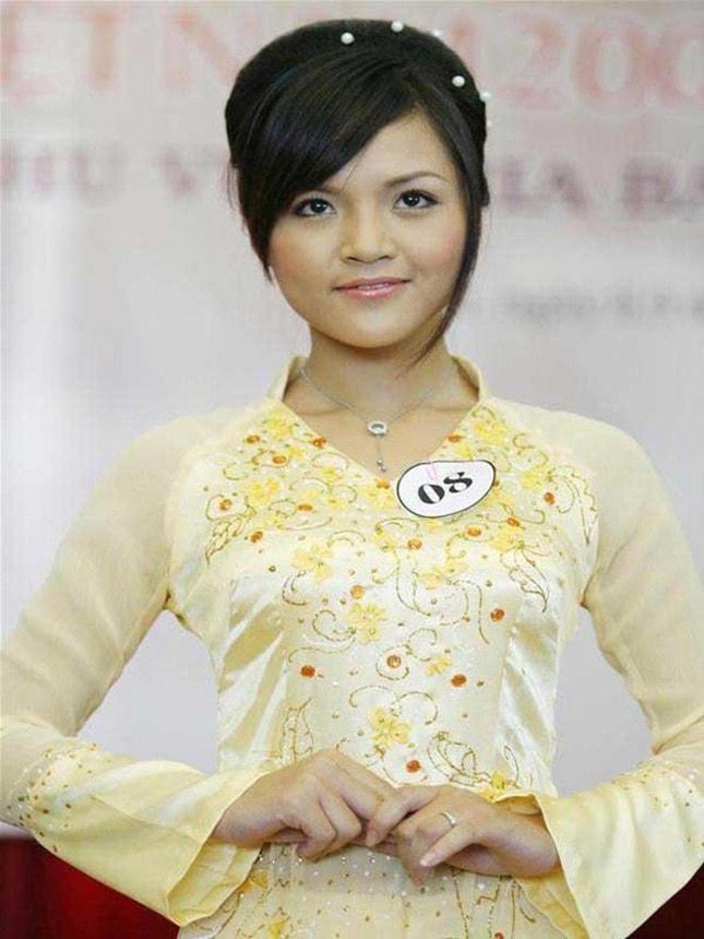 Năm 2008, Thu Quỳnh ghi danh thi hoa hậu. Ảnh: MXH. 