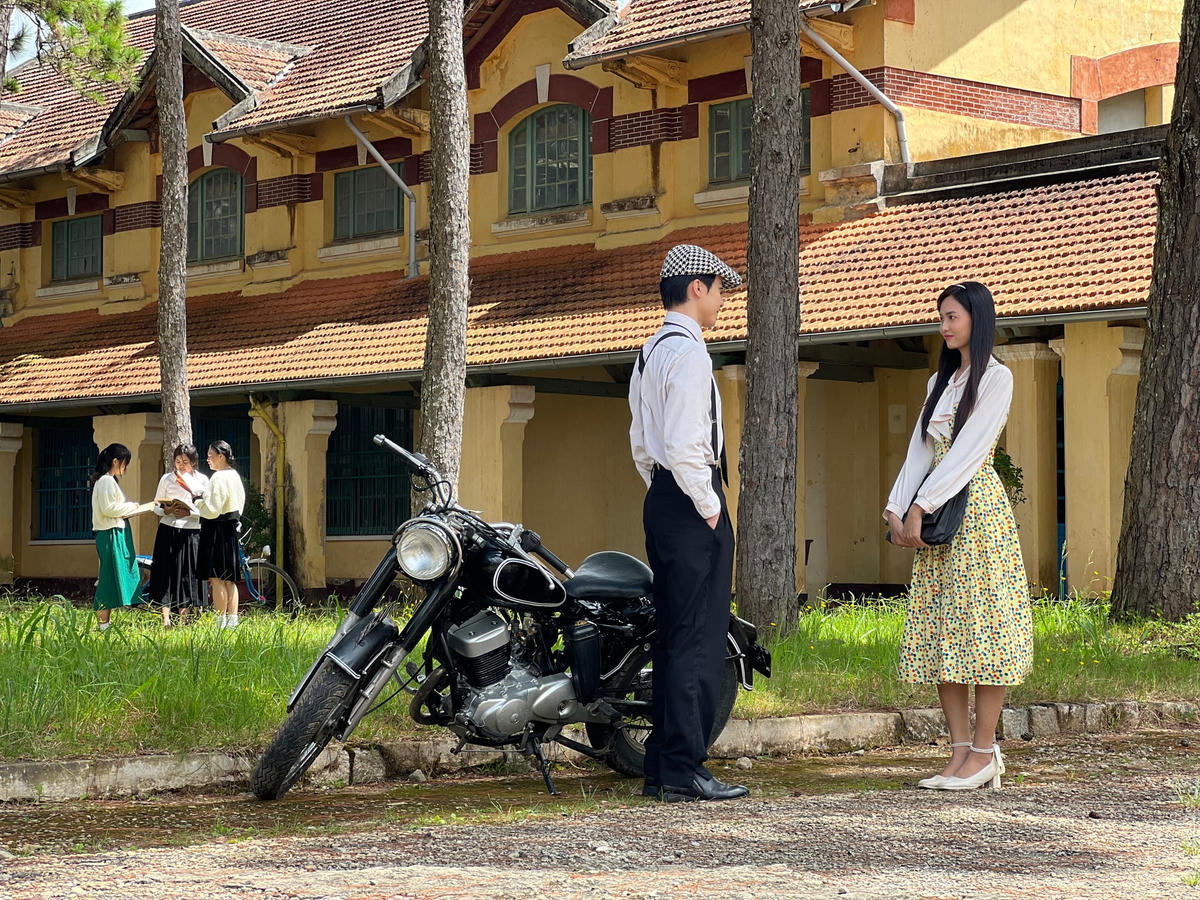 Chuyện phim xoay quanh hành trình trả thù kéo dài nhiều năm của Trọng, từ đó giáo dục con người cách sống vị tha.