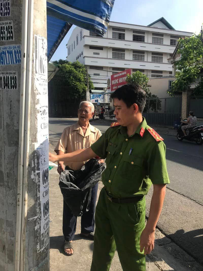 Những cán bộ ở cơ sở là “khắc tinh” của nạn quảng cáo tín dụng đen khu vực dân cư.