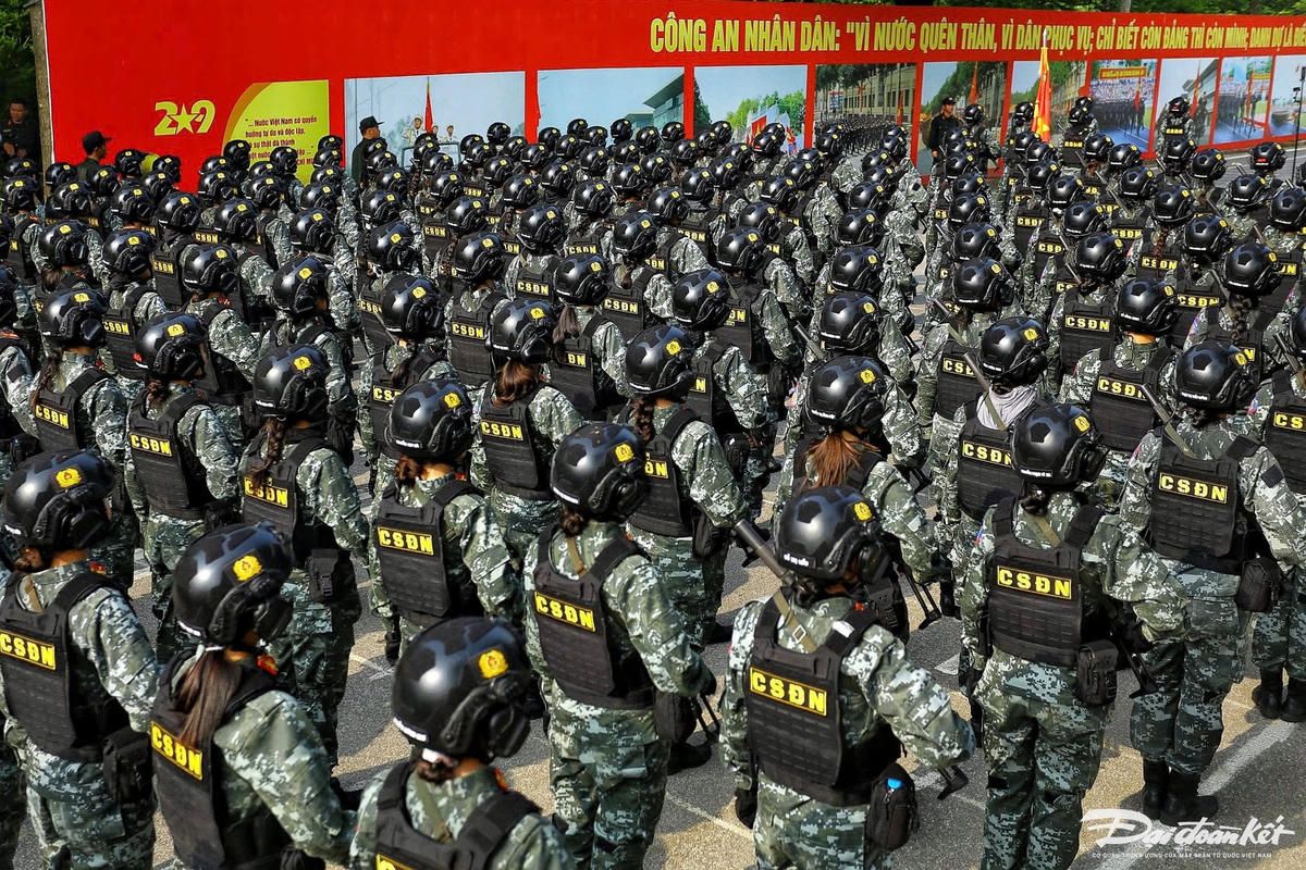 diễu binh23