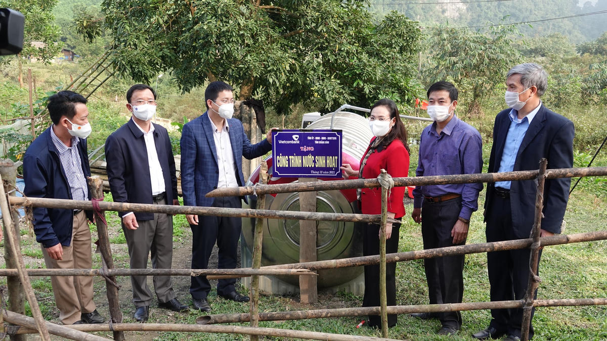 Hỗ trợ xây dựng các công trình an sinh xã hội giúp đồng bào nghèo vùng dân tộc thiểu số vươn lên