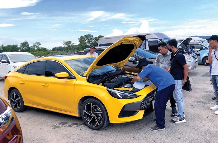 Việc kiểm định xe tại đảo Phú Quốc gặp nhiều khó khăn vì thời tiết khắc nghiệt.