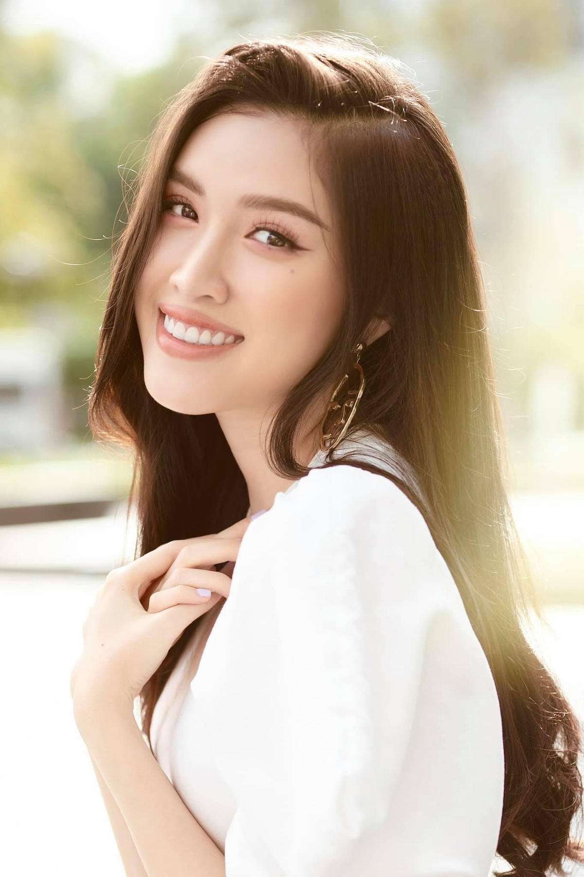 Thanh Thanh Huyền rực sáng trong một shoot ảnh đời thường.