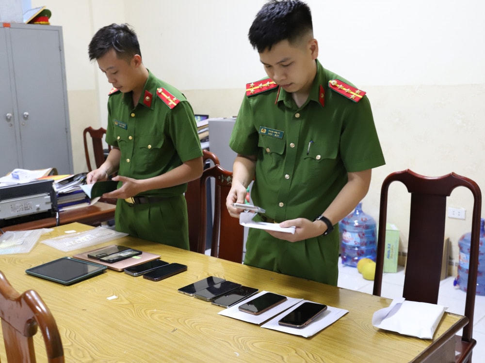 Tang vật vụ án.