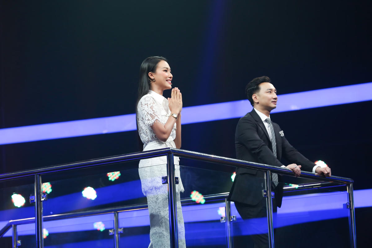 Á hậu Hoàng Oanh tham gia chương trình.
