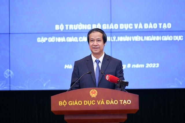 Chia sẻ để gần nhau hơn