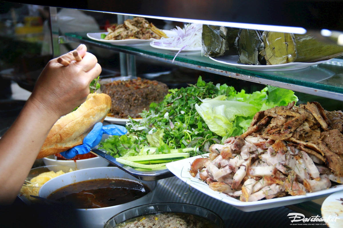 W_banh-mi-3.jpg
