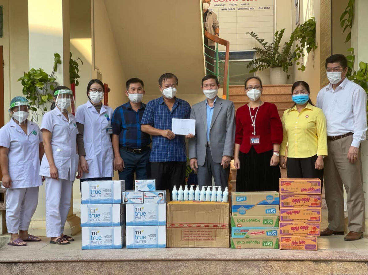Năm 2022 cũng như những năm trước đó, với nỗ lực của mình, MTTQ các cấp của tỉnh Nghệ An đã kêu gọi ủng hộ hàng chục tỷ đồng phục vụ công tác phòng chống dịch Covid-19.