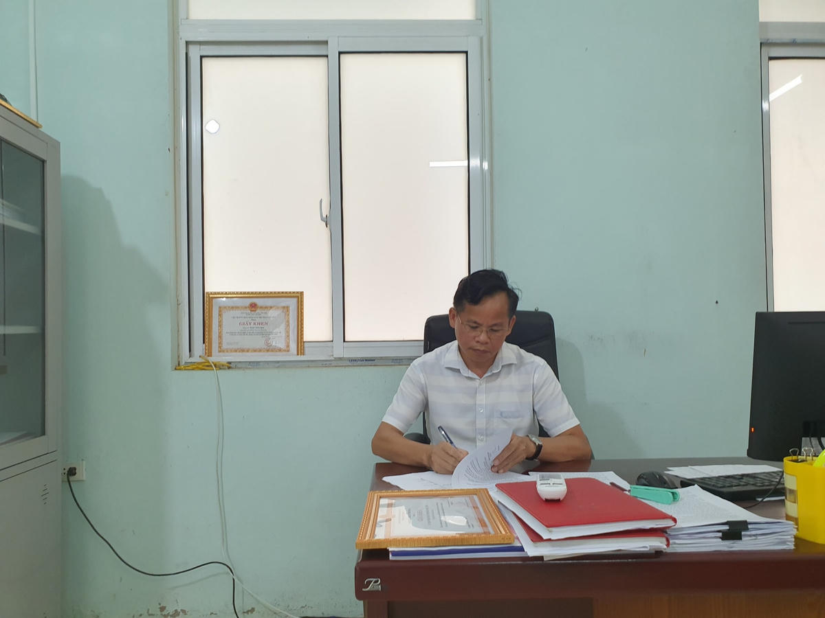 Ông Nguyễn Văn Học đã được chỉ đạo lại quan điểm về việc người dân đóng góp “phải trên tinh thần tự nguyện” chứ không phải ép buộc, dùng biện pháp hành chính hay có tác động gì để người dân phải thực hiện.