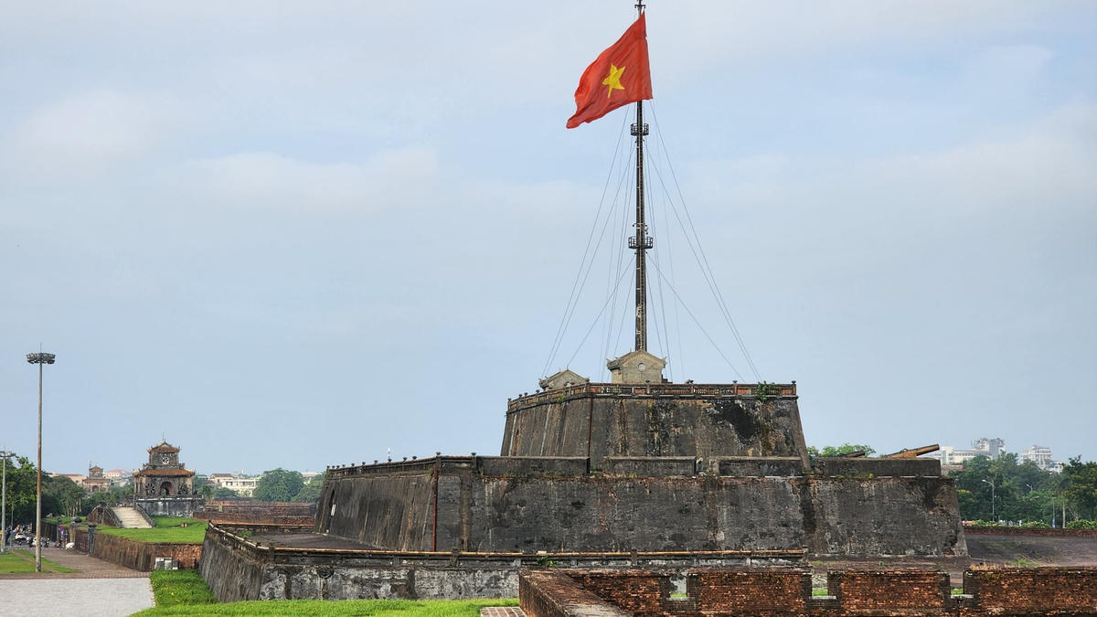 Kỳ đài Huế. Ảnh: Lê Chung.