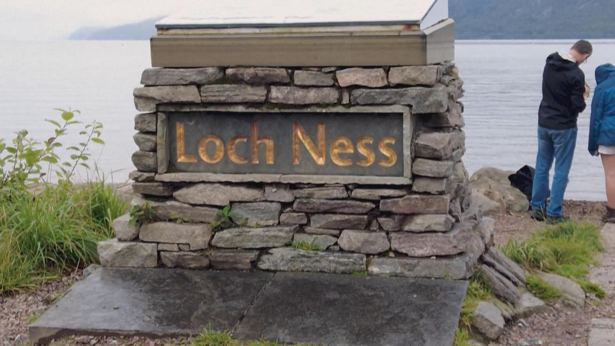anh bai Quai vat ho Loch Nes