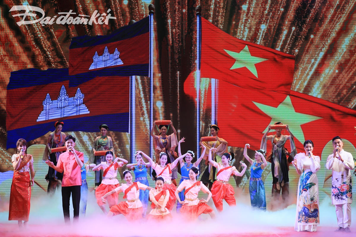 ẢNH: Lễ kỷ niệm 55 năm Ngày thiết lập quan hệ ngoại giao Việt Nam-Campuchia