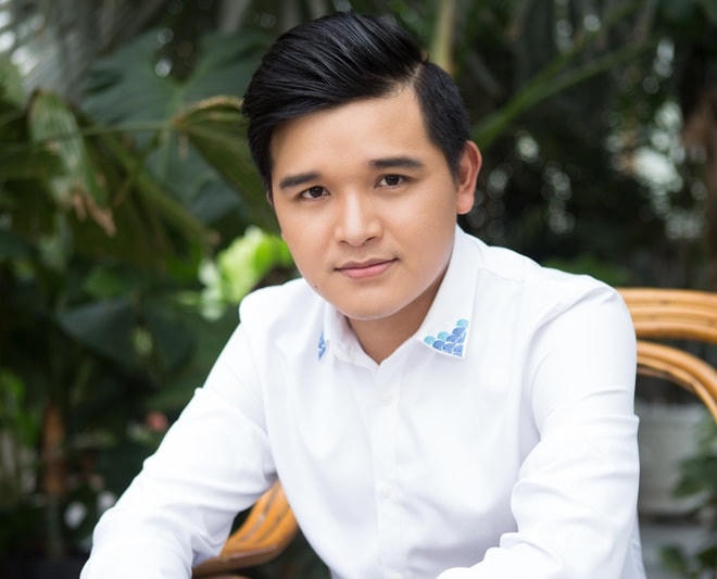 Đạo diễn trẻ Võ Thanh Hòa là người nghĩ ra ý tưởng mang văn hóa truyền thống vào tác phẩm điện ảnh "Nghề siêu dễ".