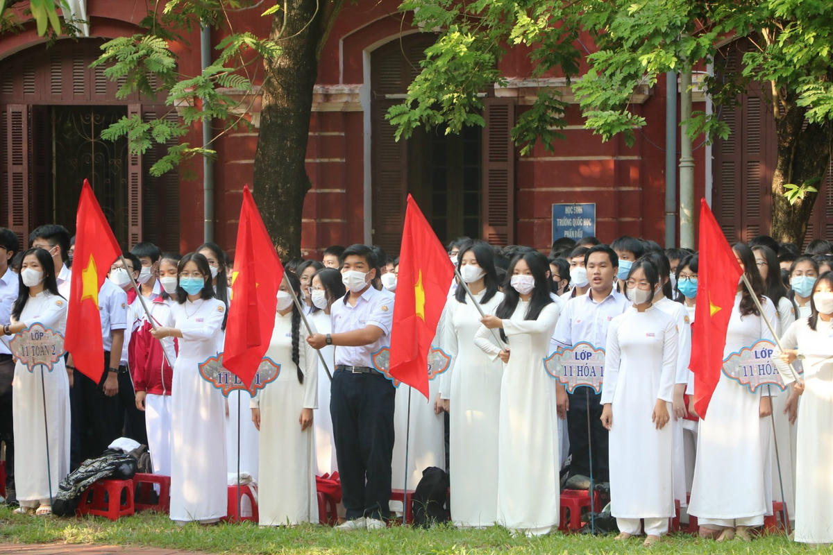 Năm học 2022-2023, trường THPT chuyên Quốc học Huế đón 420 học sinh khối 10 trúng tuyển vào trường. Những năm qua, trường THPT chuyên Quốc học Huế đã khẳng định tầm vóc, danh tiếng của một ngôi trường giàu truyền thống bậc nhất của xứ Huế.