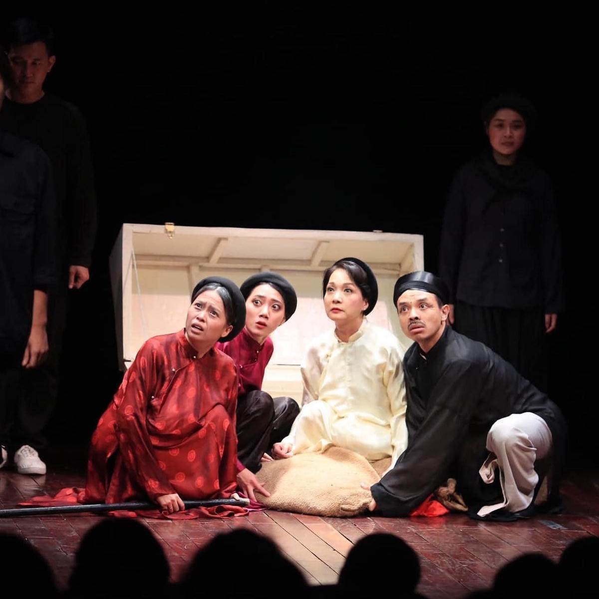 LucTeam từng rất thành công với vở “Quẫn”.  