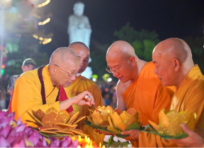 Hòa thượng Thích Tánh Nhiếp truyền đăng đến chư Tôn Đức.