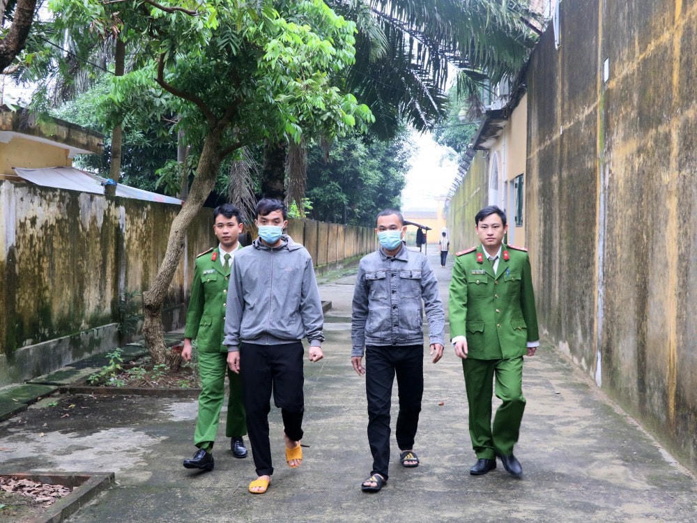 Cơ quan Công an ra lệnh tạm giam đối với 2 bị can là Nguyễn Công Anh và Trần Văn Công.