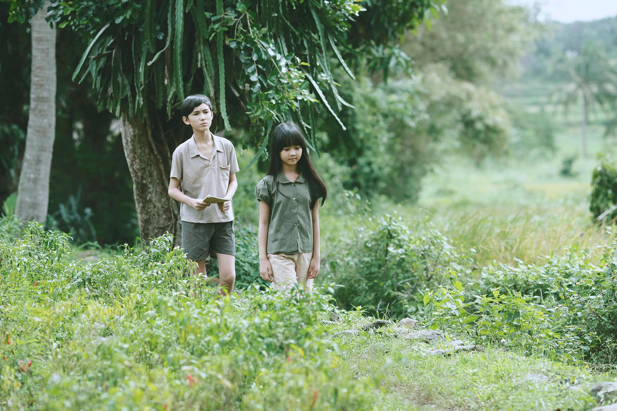 Cảnh trong phim “Hoa vàng trên cỏ xanh”.
