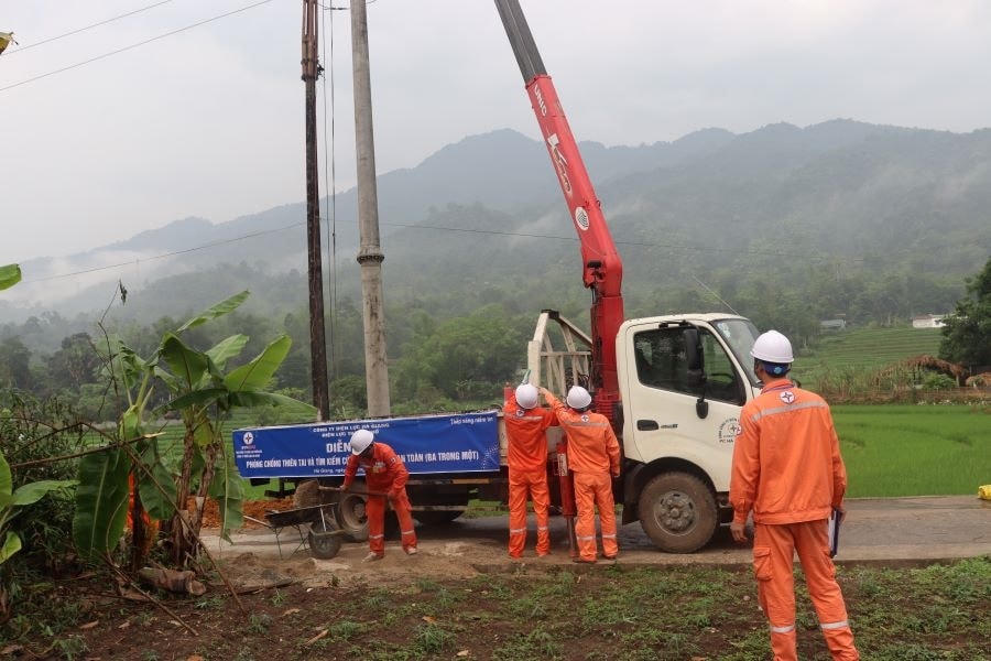 Tổ chức diễn tập xử lý sự cố để ứng phó với thiên tai.