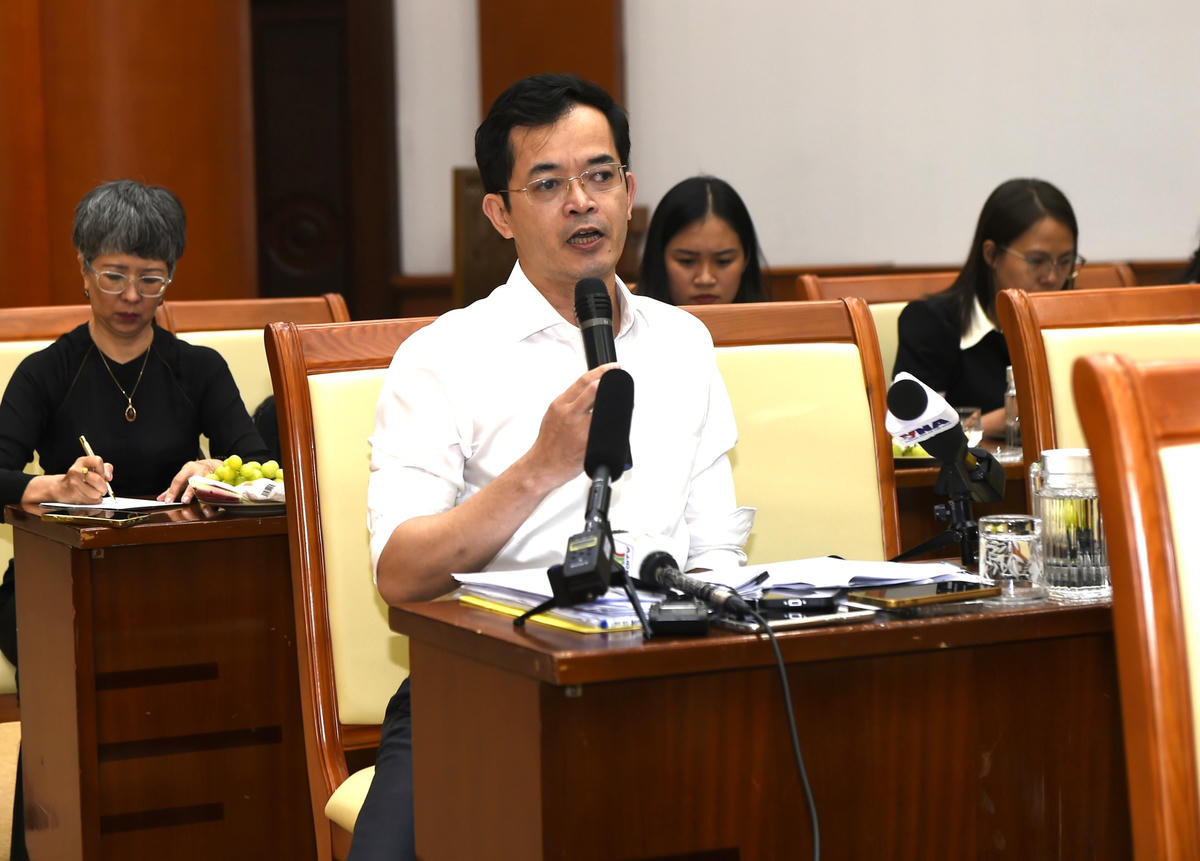 Đại diện Cục CST