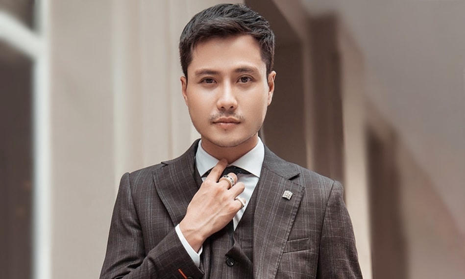 Sau này, cơ duyên đưa anh đến với truyền hình...