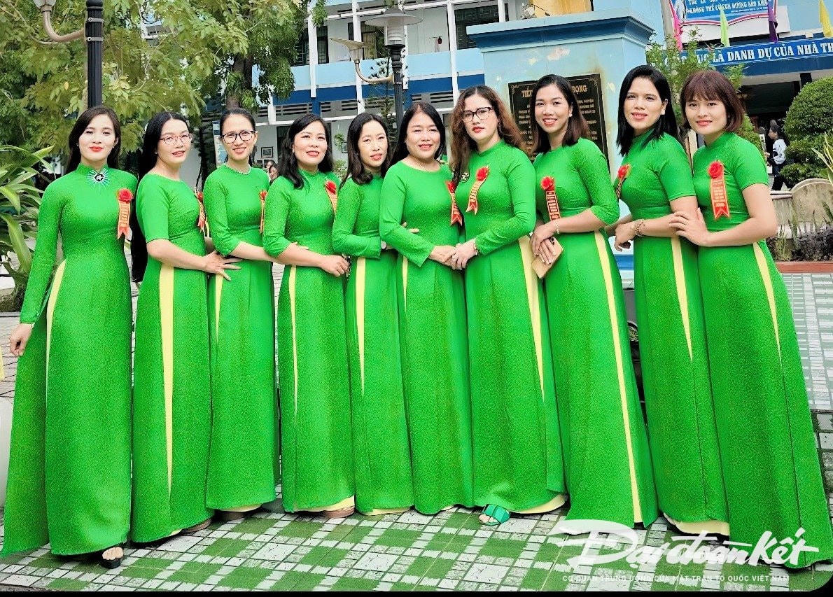 W_ao-dai-7.jpg