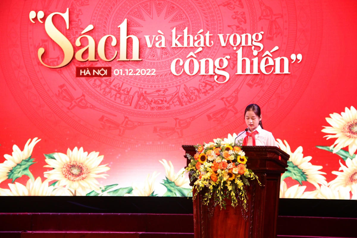 Em Đoàn Thị Hoàng Yến, học sinh trường THCS Tân Phước, thành phố Biên Hòa (Đồng Nai) chia sẻ cảm nghĩ về cuộc thi.