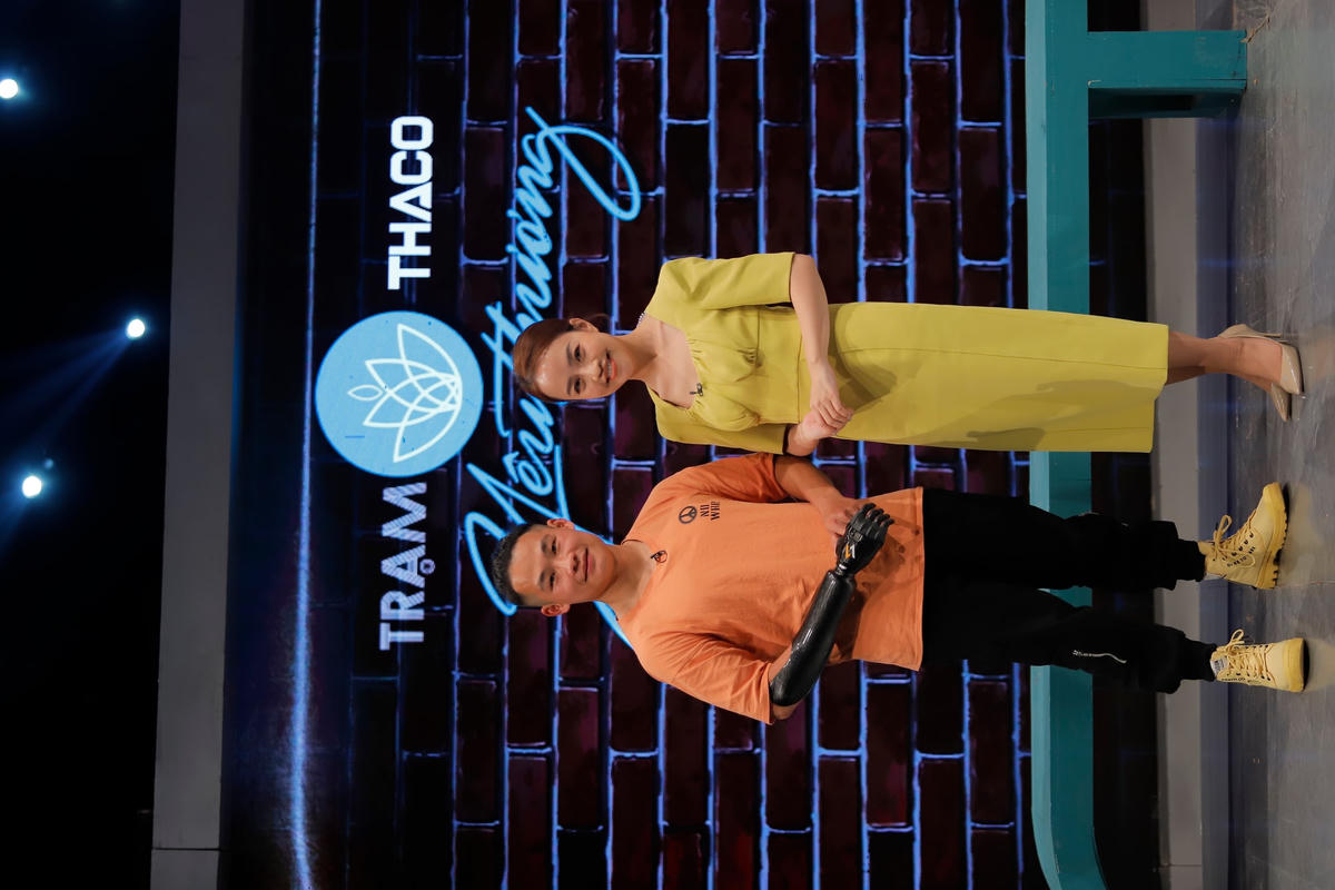 9X khuyết tay trở thành HLV thể hình 