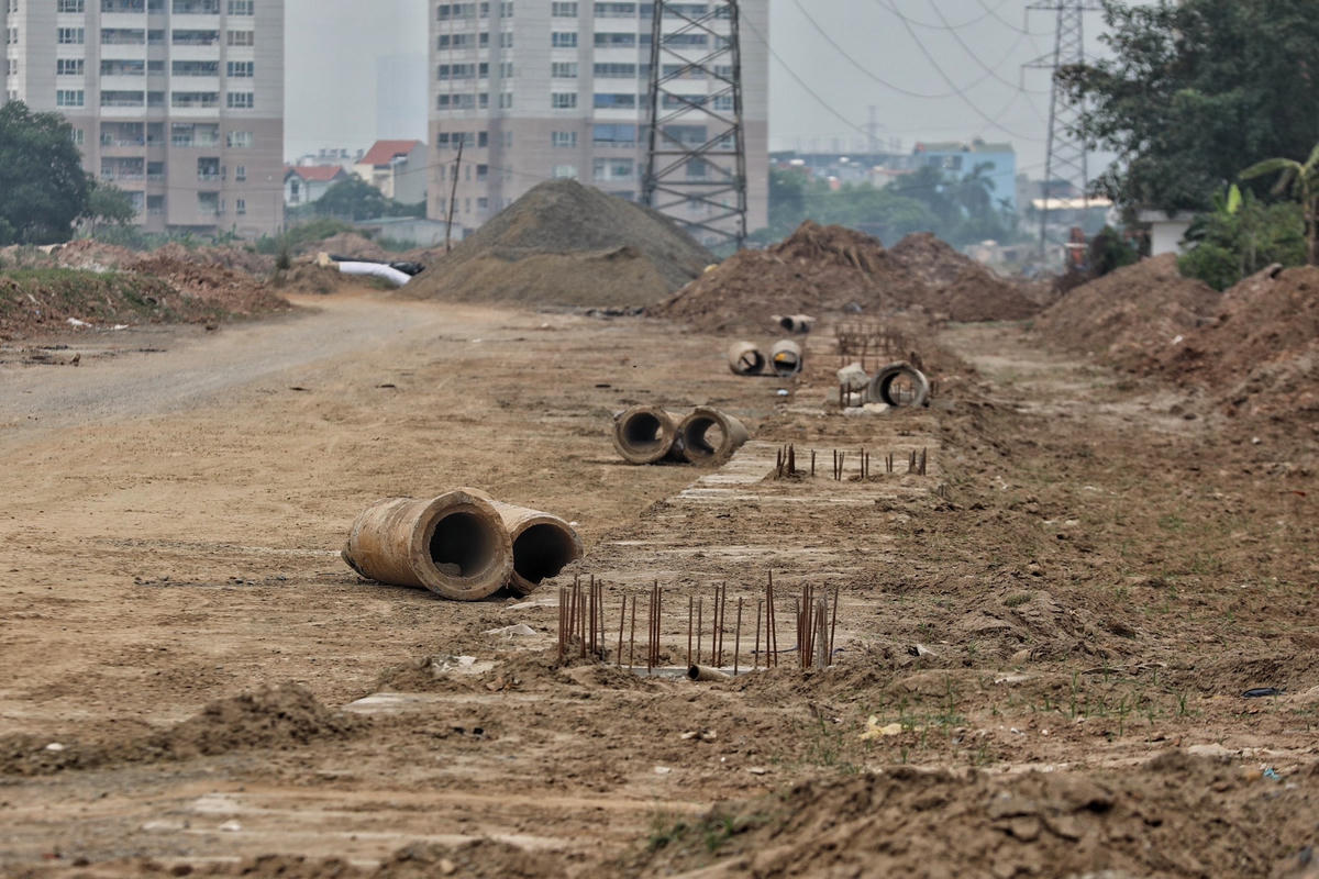 Hà Nội: Dự án đường vành đai 3,5 qua huyện Hoài Đức vẫn ngổn ngang sau nhiều năm 