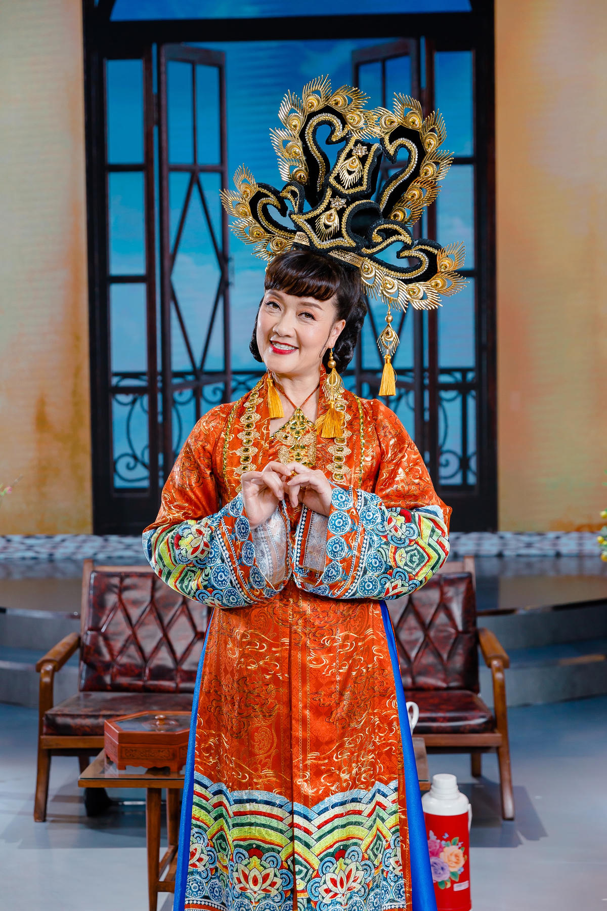 NSƯT Vân Dung vô cùng hài lòng với sự đầu tư về trang phục của ekip Táo quân tiền truyện 2023.