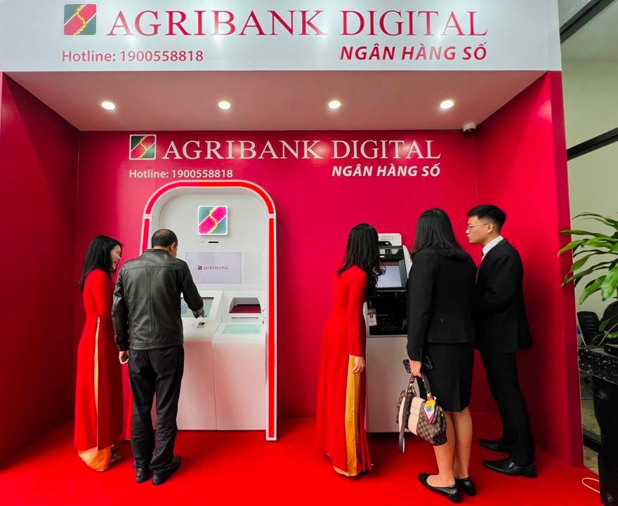 Agribank và Đại học Quốc gia Hà Nội ký kết thỏa thuận hợp tác toàn diện