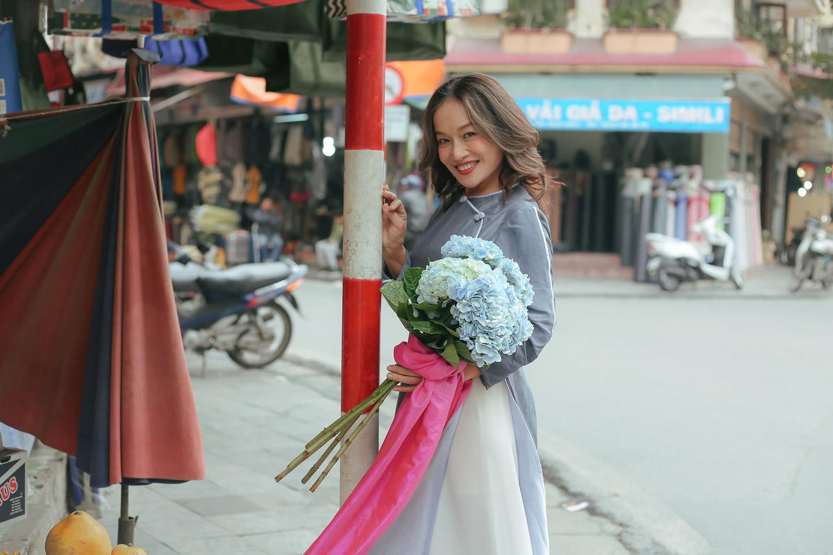  Tú Oanh 'Đừng nói khi yêu': Tôi làm nghề không để nổi tiếng