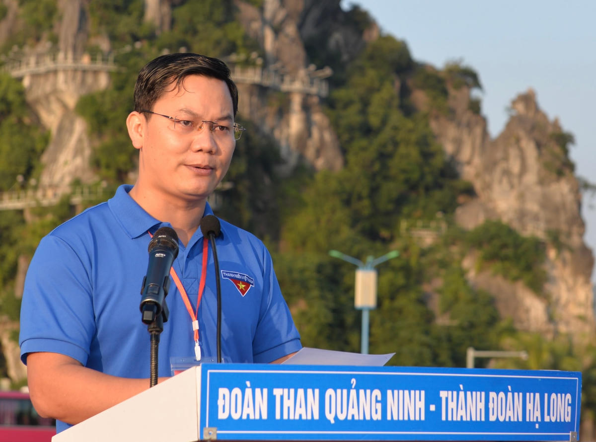 Bí thư Đoàn Than Quảng Ninh Vũ Hồng Hậu phát biểu khai mạc Giải.