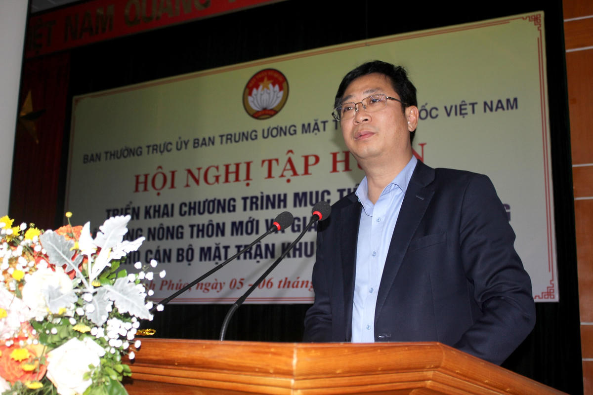 Ông Cao Xuân Thạo, Trưởng ban Phong trào UBTƯ MTTQ Việt Nam phát biểu tổng kết Hội nghị.