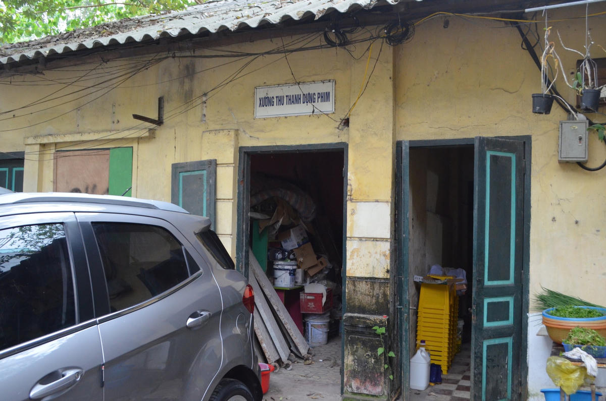 Xưởng thu thanh, dựng phim trở thành nhà kho chất đồ...