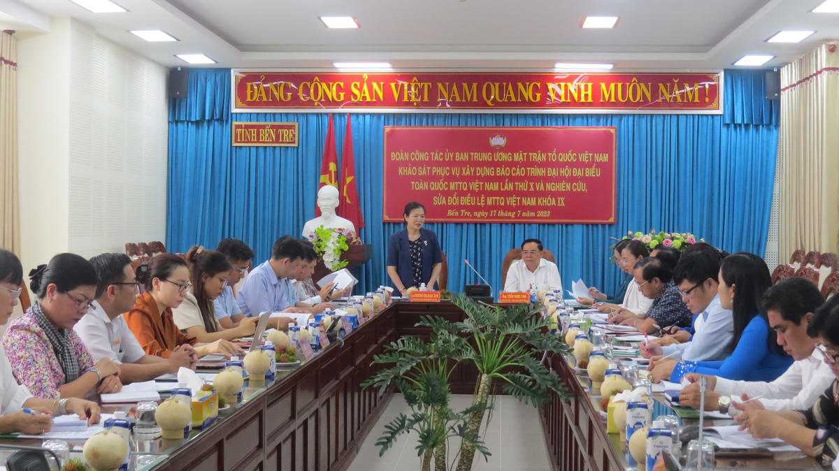 Đoàn khảo sát của Uỷ ban Trung ương MTTQ Việt Nam đánh giá cao các kiến nghị, ý kiến đóng góp của MTTQ Việt Nam tỉnh Bến Tre.