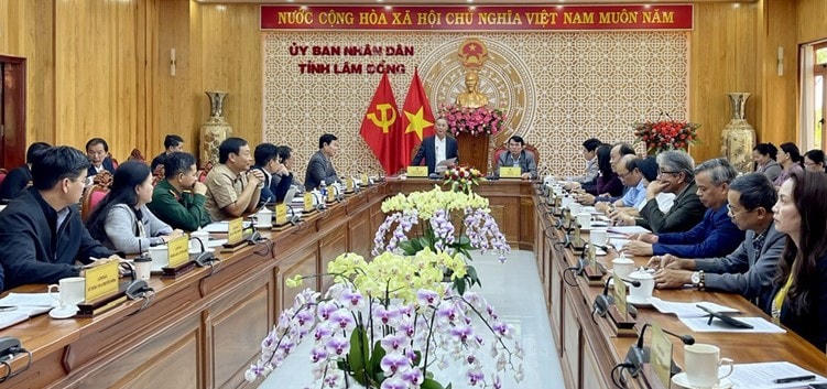 Quang cảnh hội nghị tại đầu cầu UBND tỉnh Lâm Đồng.