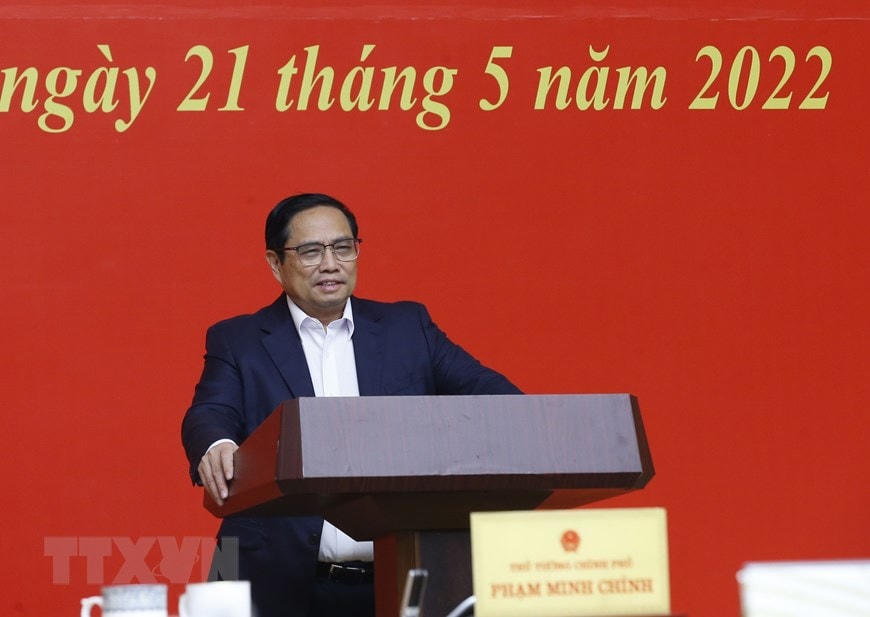 Thủ tướng Phạm Minh Chính phát biểu tại buổi tiếp xúc cử tri thành phố Cần Thơ. Ảnh: TTXVN.
