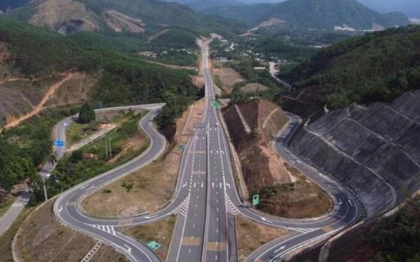 Dự kiến, 12 gói thầu đầu tiên của cao tốc Bắc - Nam giai đoạn 2 sẽ khởi công vào cuối năm nay.