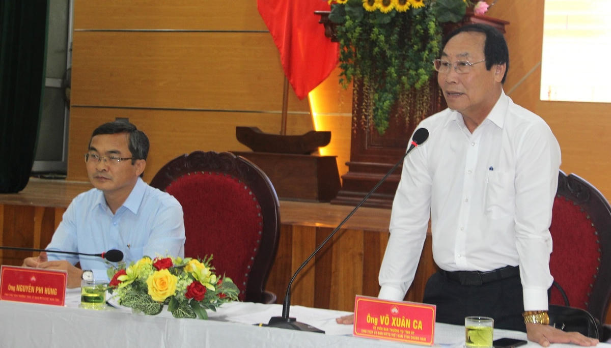 Ông Võ Xuân Ca, Chủ tịch Ủy ban MTTQ Việt Nam tỉnh Quảng Nam phát biểu tại Hội nghị.