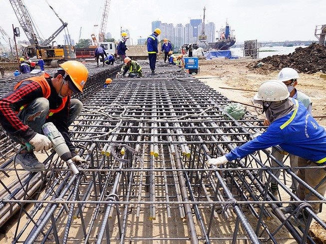 Việc giải ngân vốn đầu tư công cần phải được chú trọng và đốc thúc.