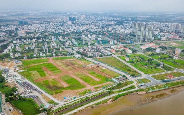 Thị trường bất động sản vẫn còn nhiều bất cập.