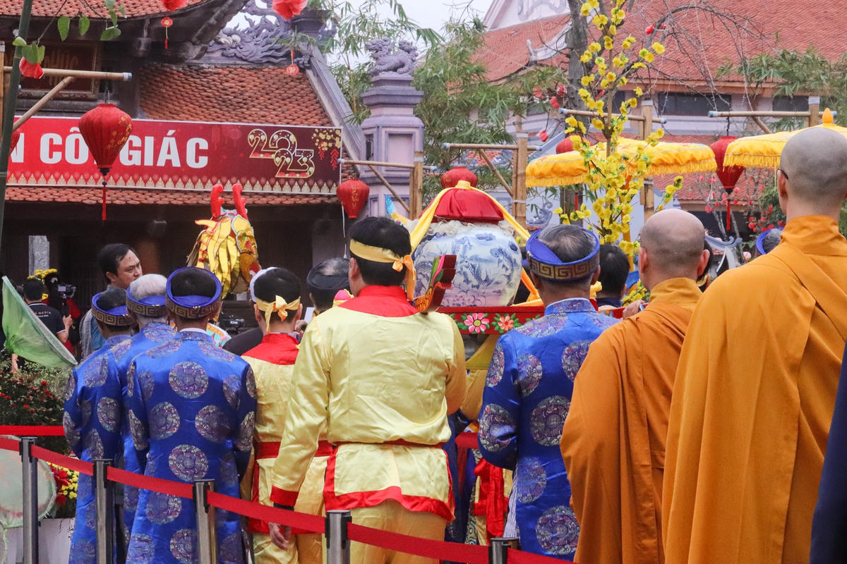 Lễ hội với nhiều hoạt động văn hóa, tâm linh theo nghi thức Phật giáo như: Lễ rước nước từ khu vực An Sinh lên chùa; lễ phóng sinh; thuyết pháp và lễ quy y Tam Bảo; lễ cúng phật cầu Quốc thái dân an; lễ phát lộc và thả hoa đăng và nhiều hoạt động văn hóa thể thao phong phú hấp dẫn như: dân ca Hò khoan Lệ Thủy; hội bài chòi; thi đấu cờ tướng, đẩy gậy, kéo co, bóng chuyền...