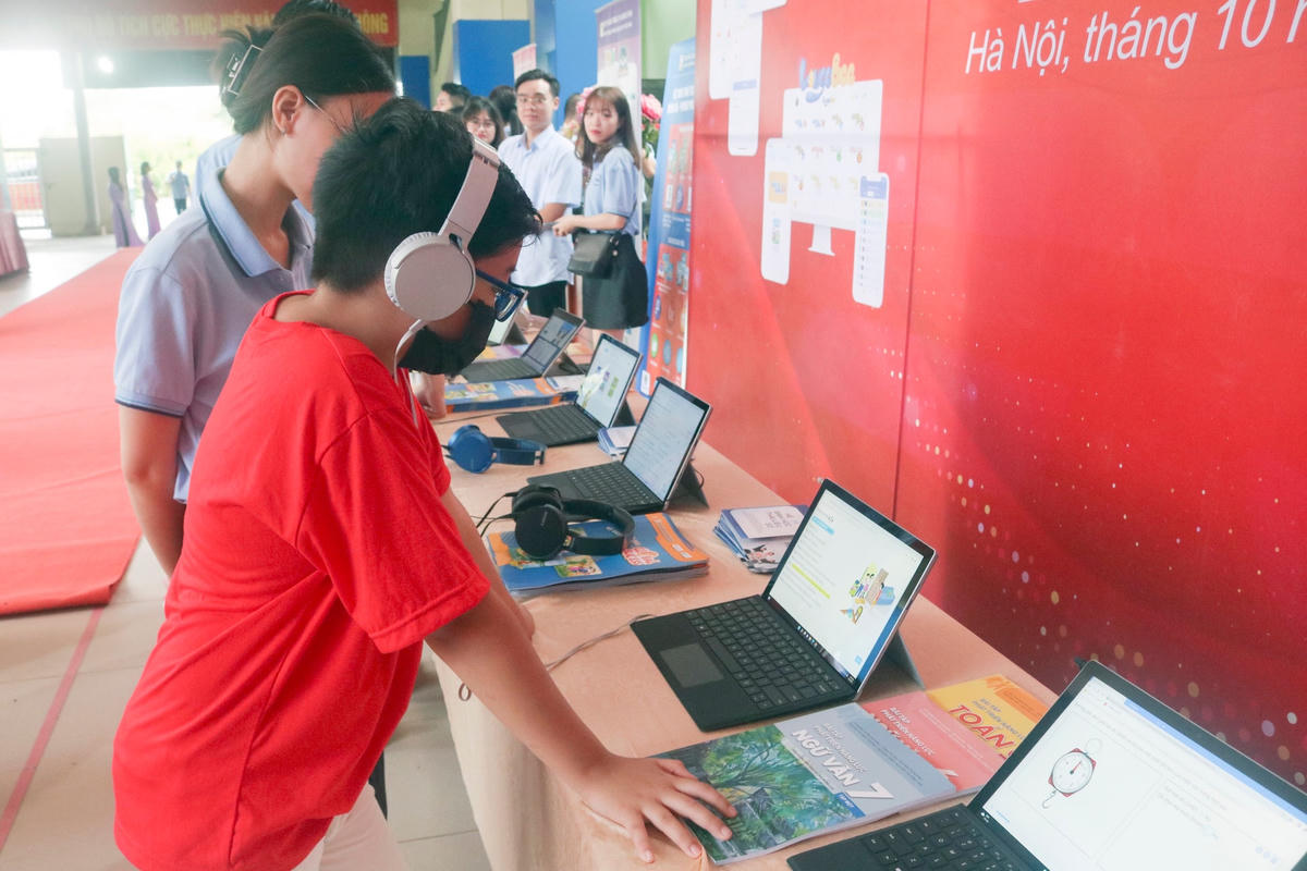 Sự kiện thu hút sự tham gia hưởng ứng của đông đảo học sinh.